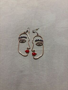 Abstract Face Drop Earrings with Red Lips and Blue Accent